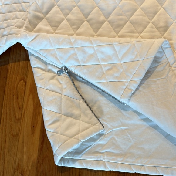 NWT Athleta Retroplush Quilted Crewneck Sweatshirt - Size M - Picture 6 of 7